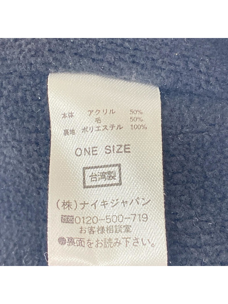 NIKE ACG イヤーフラップ ボンボンニット帽