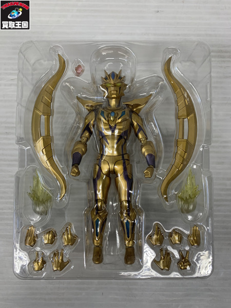 ウルトラマンゼロ ビヨンドギャラクシーグリッター フィギュアーツ[値下]