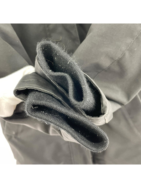 CANADA GOOSE ダウンジャケット VICTORIA PARKA