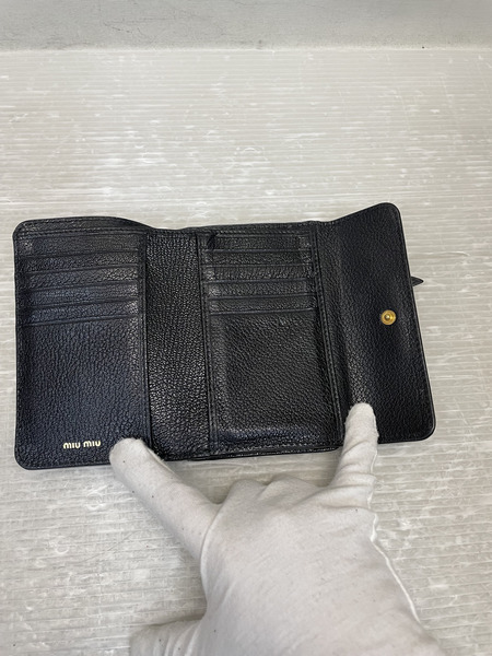 miumiu マドラス 2つ折りコンパクトウォレット 黒