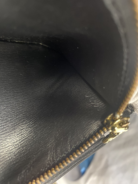 LOUIS VUITTON　エピ ポルト モネ クレディ　