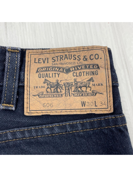 LEVI'S VINTAGE CLOTHING デニム・ジーンズ USA製 復刻606 BIG E (W32)