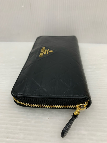 PRADA プラダ長財布 メタルロゴ キルティング ラウンドジップ 黒  ラウンドファスナー ジッパー 