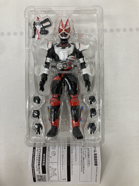 フィギュアーツ 仮面ライダーギーツ マグナムブーストフォーム