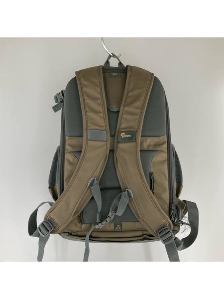 リュックサック・バックパック LOWEPRO カメラリュック