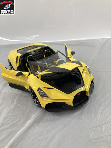 1/18スケールカー Bugatti Mistral Yellow 1/18