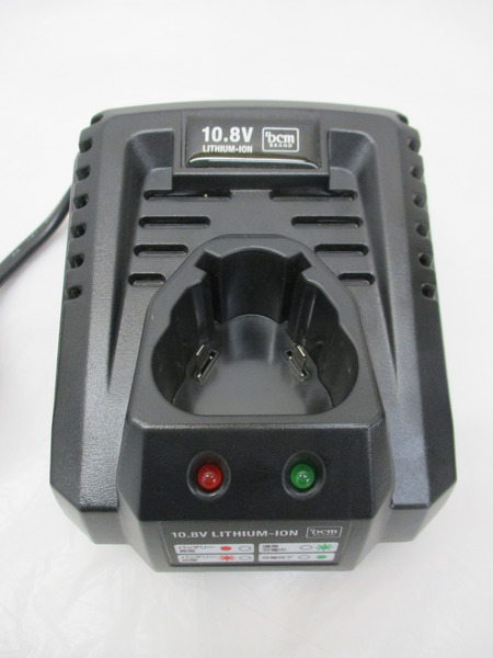 DCM 充電式サンダー10.8V T-PS108V[値下]