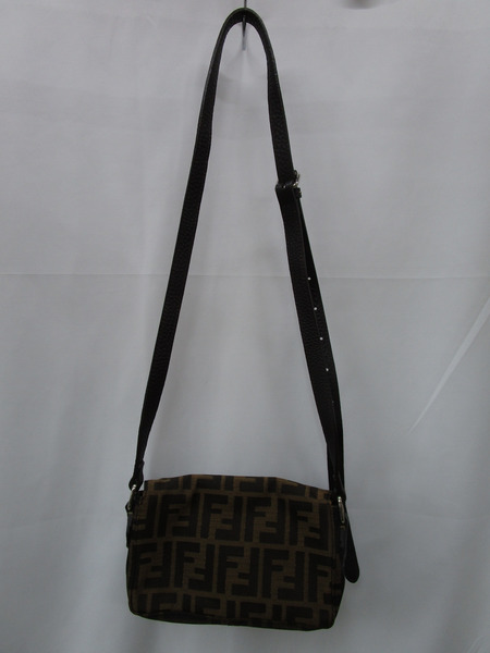 ショルダーバッグ FENDI　ショルダーバッグ