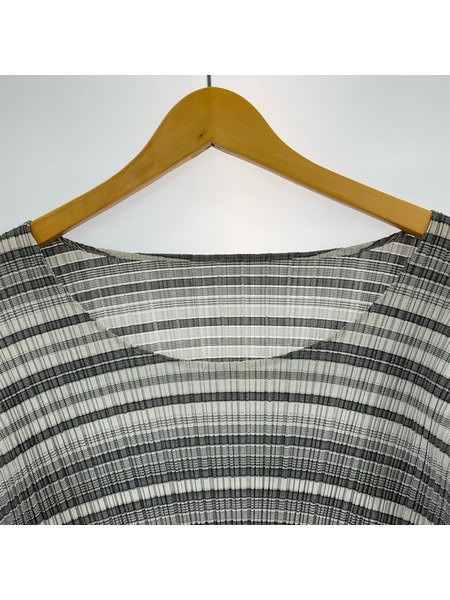 PLEATS PLEASE ISSEY MIYAKE ボーダープリーツカットソー 3 グレー