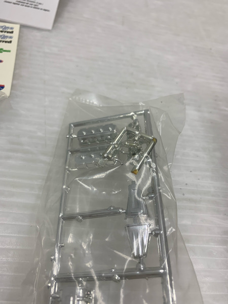 1/25 Two Much!2004年 AMT ERTL TWO MUCH ドラッグスター モデルキングキット 