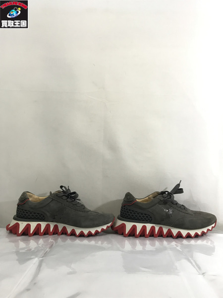 CHRISTIAN LOUBOUTIN ルビシャーク