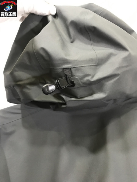 ARC'TERYX BETA JACKET (S)