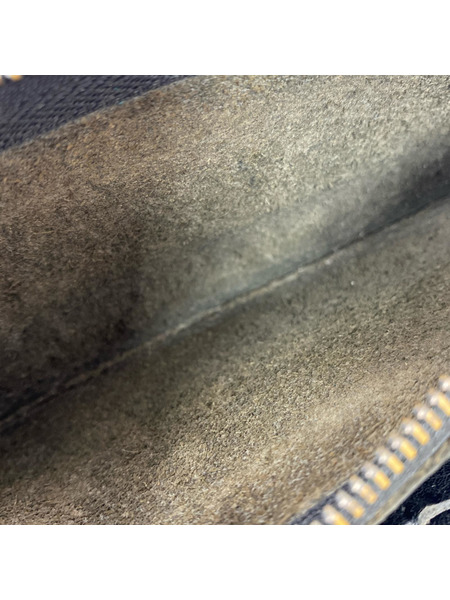 CUNE 長財布 ウサギスタッズレザーウォレット