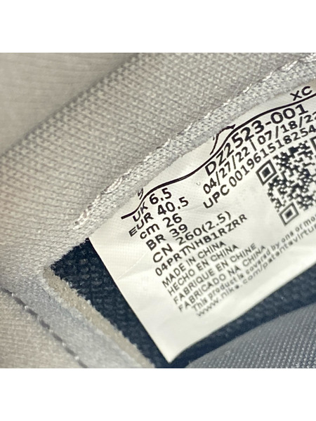 NIKE スニーカー DZ2523-001 26.0