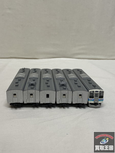 Nゲージ 鉄道模型車両 KATO 211系2000番台 長野色 10-1425