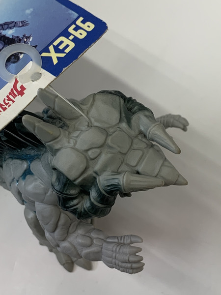 ウルトラ怪獣シリーズ 99-EX 剛力怪獣 クローンシルバゴン タグ付き ウルトラ怪獣シリーズ 99-EX 剛力怪獣 クローンシルバゴン タグ付き