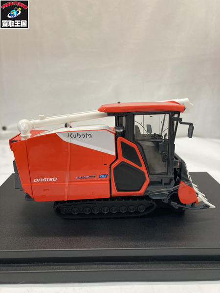 1/32 クボタ コンバイン DR6130