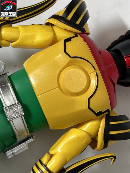 メーカー 仮面ライダーフィギュア 真骨彫製法 仮面ライダーオーズ スーパータトバコンボ