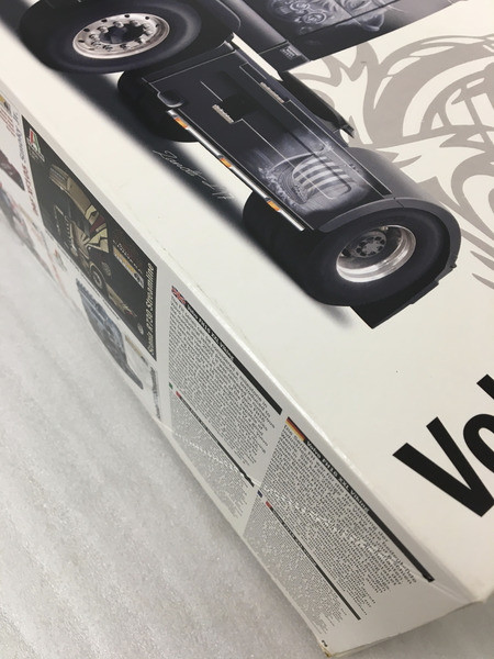 イタレリ 1/24 ボルボ FH-16 XXL ヴァイキング プラモ IT3931[値下]