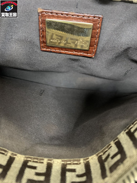 ショルダーバッグ FENDI ズッカ柄 ワンショルダー