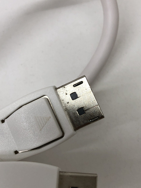 27インチ 4K HDR IPS液晶ディスプレイ