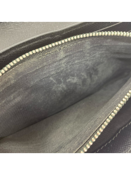 長財布 PRADA サフィアーノ レザー ブラック