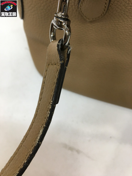 ショルダーバッグ 2WAY ハンドバッグ　ベージュ