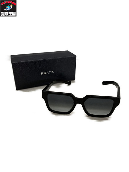 小物 PRADA スクエア サングラス SPR03Z-F