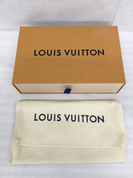 LOUIS VUITTON　長財布 モノグラム・ジャイアント・リバース/ジッピーウォレット/Ｍ69353