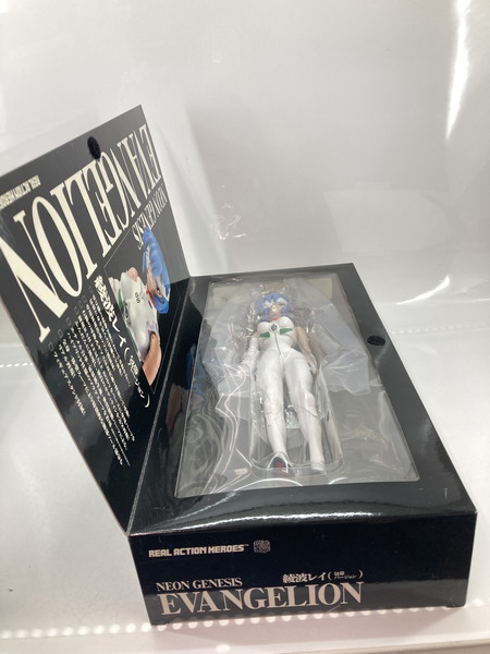 (未使用･未開封品)　RAH リアルアクションヒーローズ 新世紀エヴァンゲリオン 綾波レイ 包帯Ver.  1/6スケール ABS&amp;ATBC-PVC製 塗装済み可動フィギュア gsx453j Amazon.co.jp: RAH リアルアクションヒーローズ 新世紀