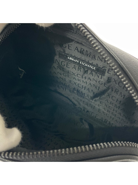 ARMANI EXCHANGE ショルダーバッグ ロゴショルダーバッグ 黒