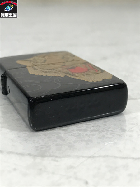 . ZIPPO 2005年/12月/虎