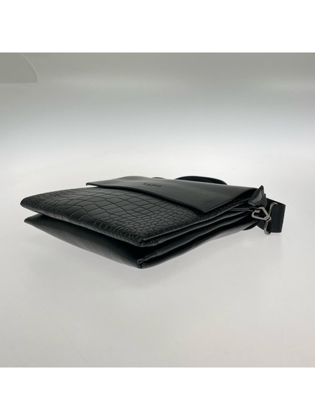 SARO ショルダーバッグ レザークロコ型押シ ショルダーバッグ BLK