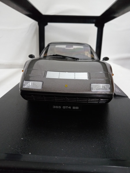 1/18スケールカー KK Scale 365 GT4 BB 1973 フェラーリ