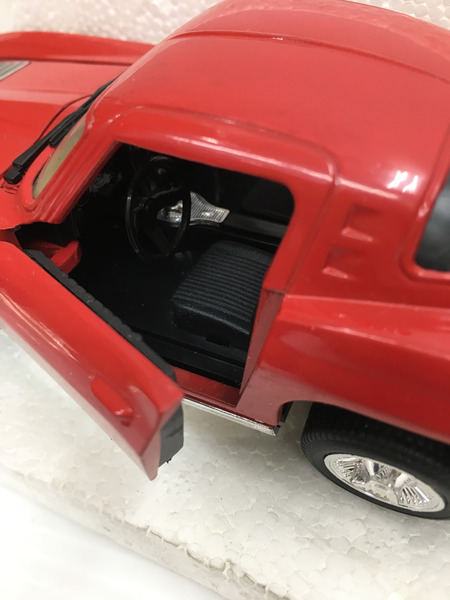 Chevrolet Corvette スケールカー箱なし本体のみ[値下]