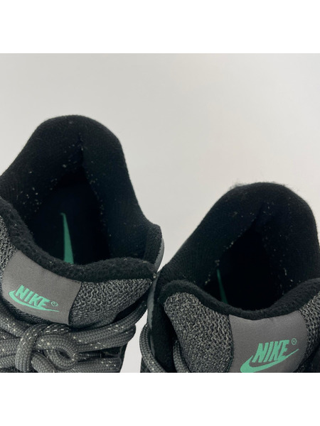 NIKE スニーカー AIR MAX INVIGOR MID(26.0)