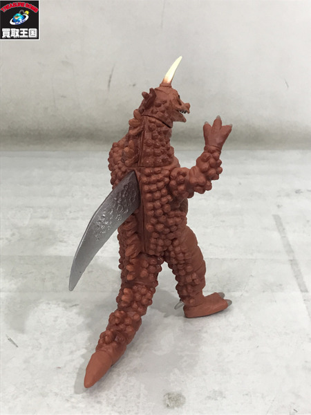 メーカー ウルトラマン バンダイアルティメットルミナス