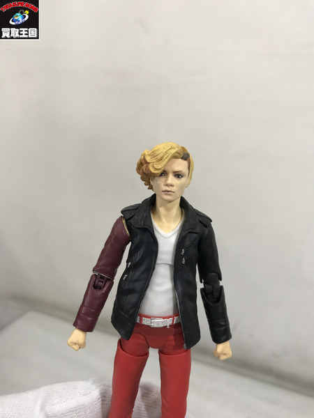 メーカー 仮面ライダーフィギュア S.H.Figuarts 真骨彫 アンク(人間態)　開封