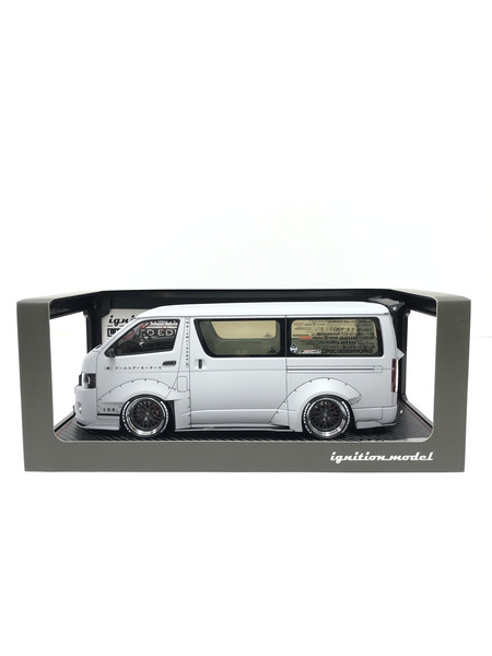 1/18スケールカー イグニッションモデル　1/18　ハイエース