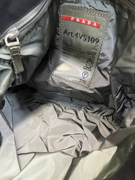 PRADA SPORT ラバーロゴ ナイロンショルダーバッグ ブラック