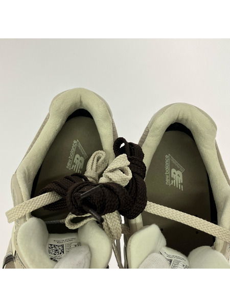 NEW BALANCE スニーカー GORE-TEX 2002R
