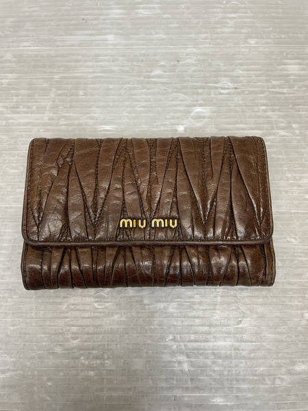 miumiu マテラッセ 3つ折りミドルウォレット 茶