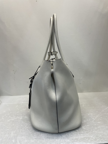PRADA トップストラップ レザートートバッグ アイボリー