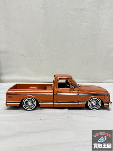 Jada Toys 1/24 シボレー Street Lo　ピックアップトラック 1972