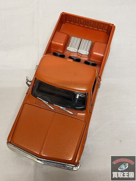 Jada Toys 1/24 シボレー Street Lo　ピックアップトラック 1972