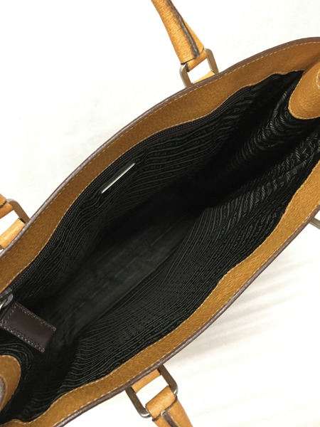 PRADA　レザートートバッグ　VA0041