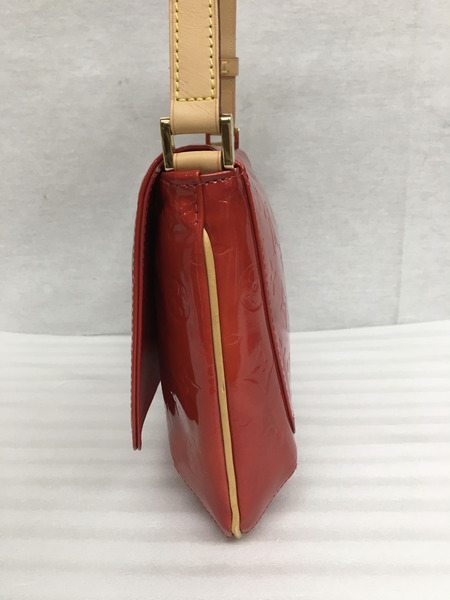 LOUIS VUITTON ショルダーバッグ ヴェルニ トンプソン M91094 CA0100 レッドエナメル