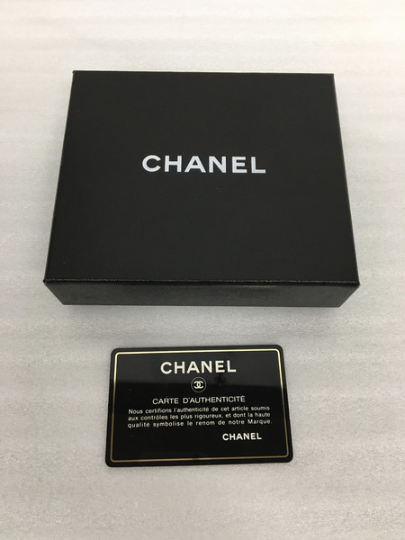 CHANEL　コンパクトウォレット