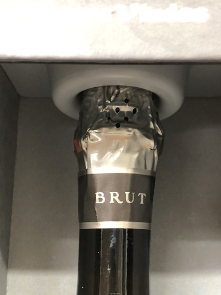 シャンパン SeguraViudas