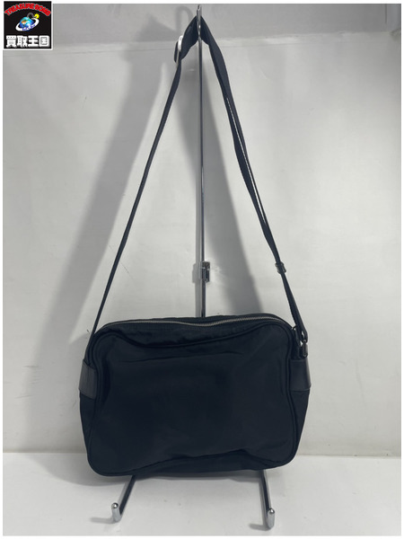 ショルダーバッグ PRADA 三角プレート ショルダーバッグ
